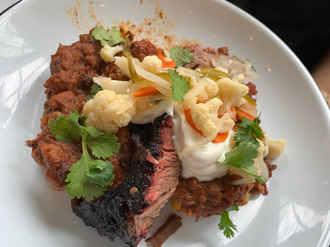 艾姆斯餐馆和美食-Cornbred Barbecue