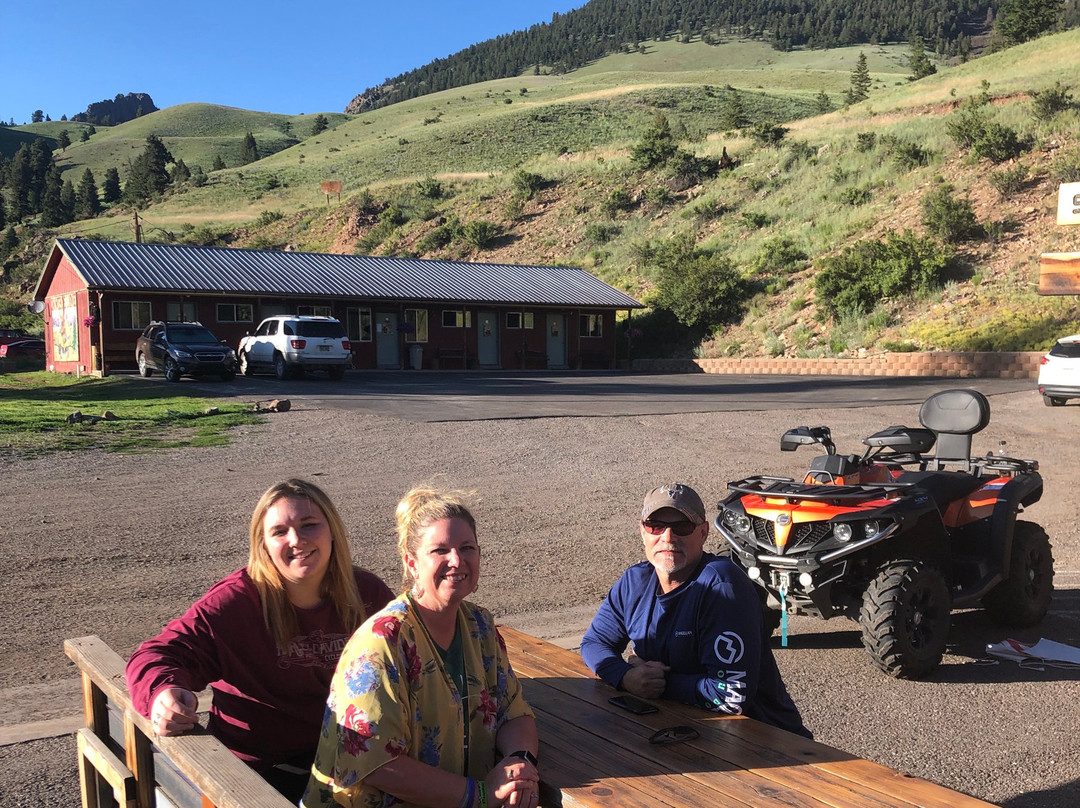 Creede Snowshoe Lodge主图