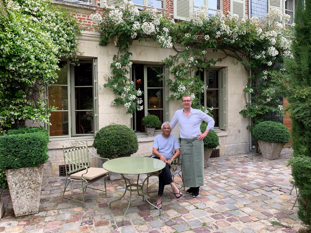 鲁西住宅酒店主图