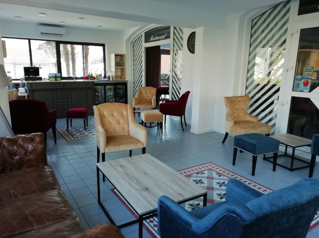 Hotel Chez Pierre D'agos主图