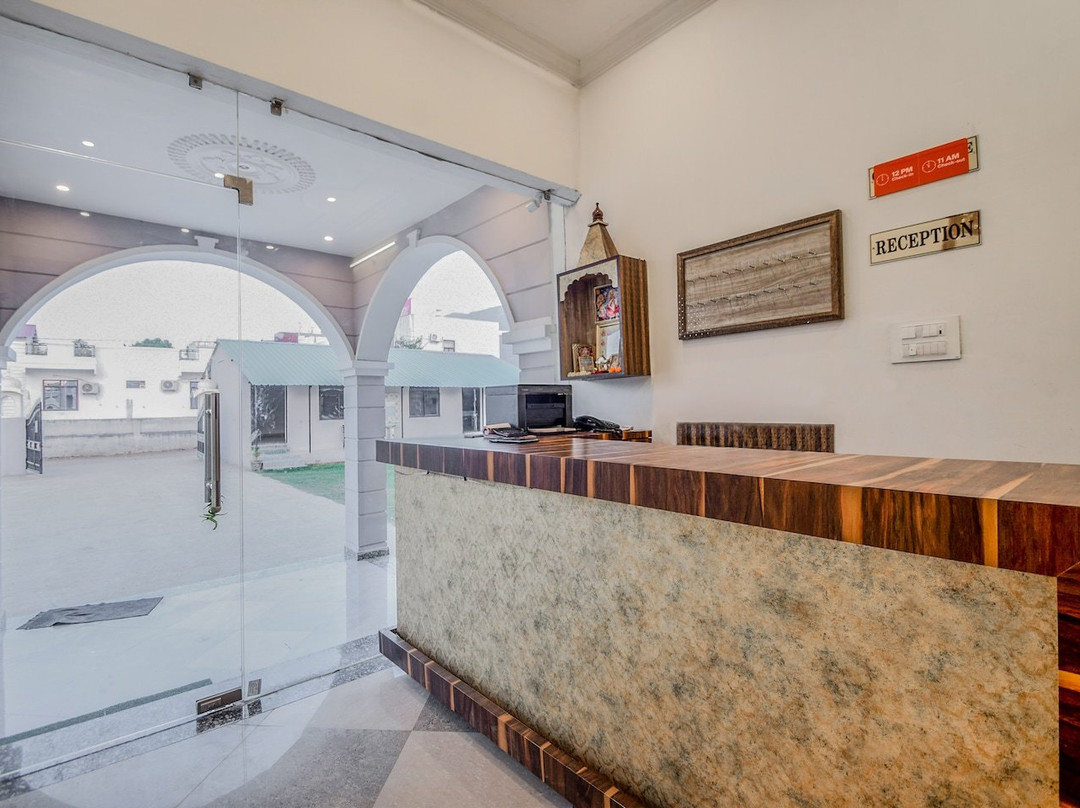 OYO 17026 The Pushkar Mantra Resort主图