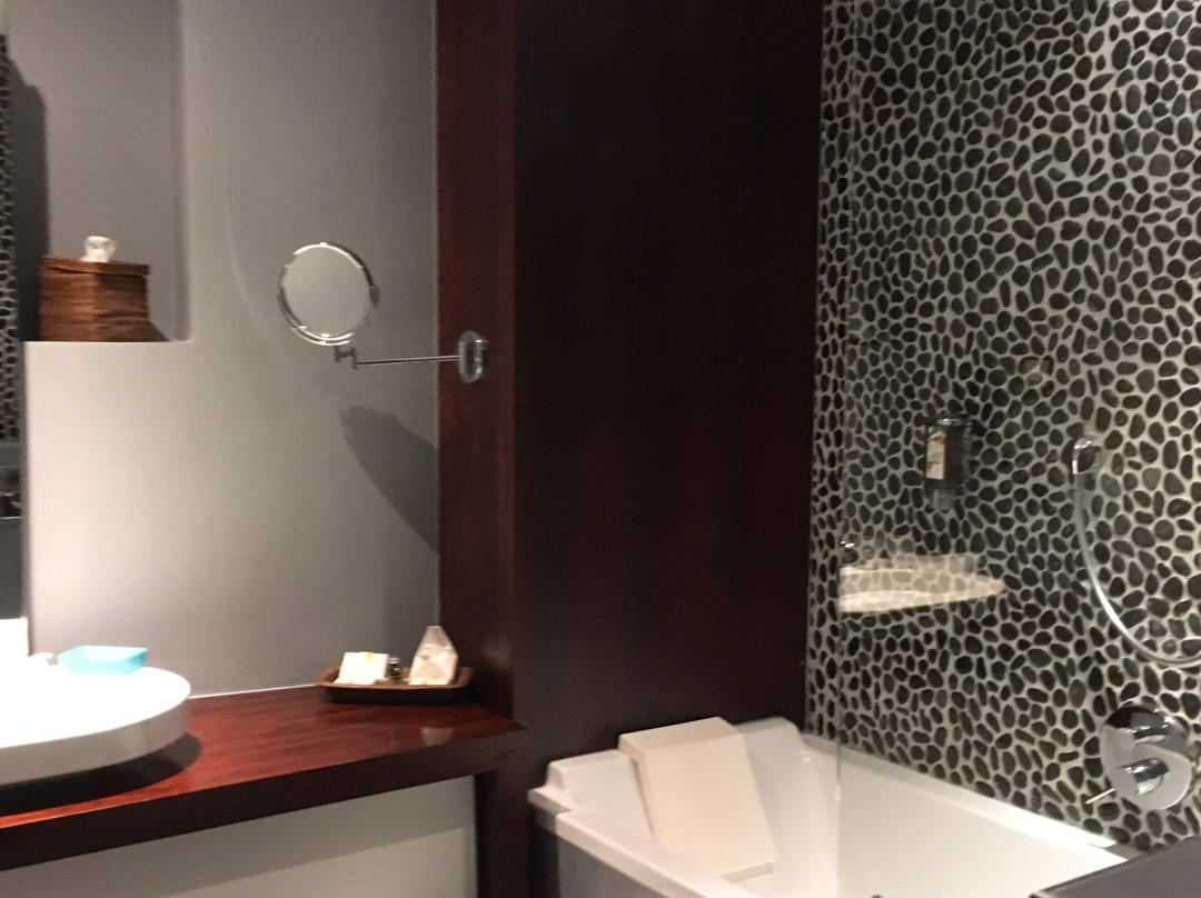 B. Espace Suites主图