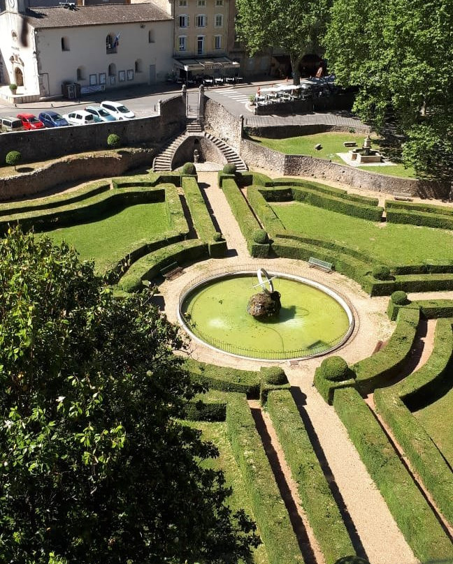 Château d'Entrecasteaux景点图片
