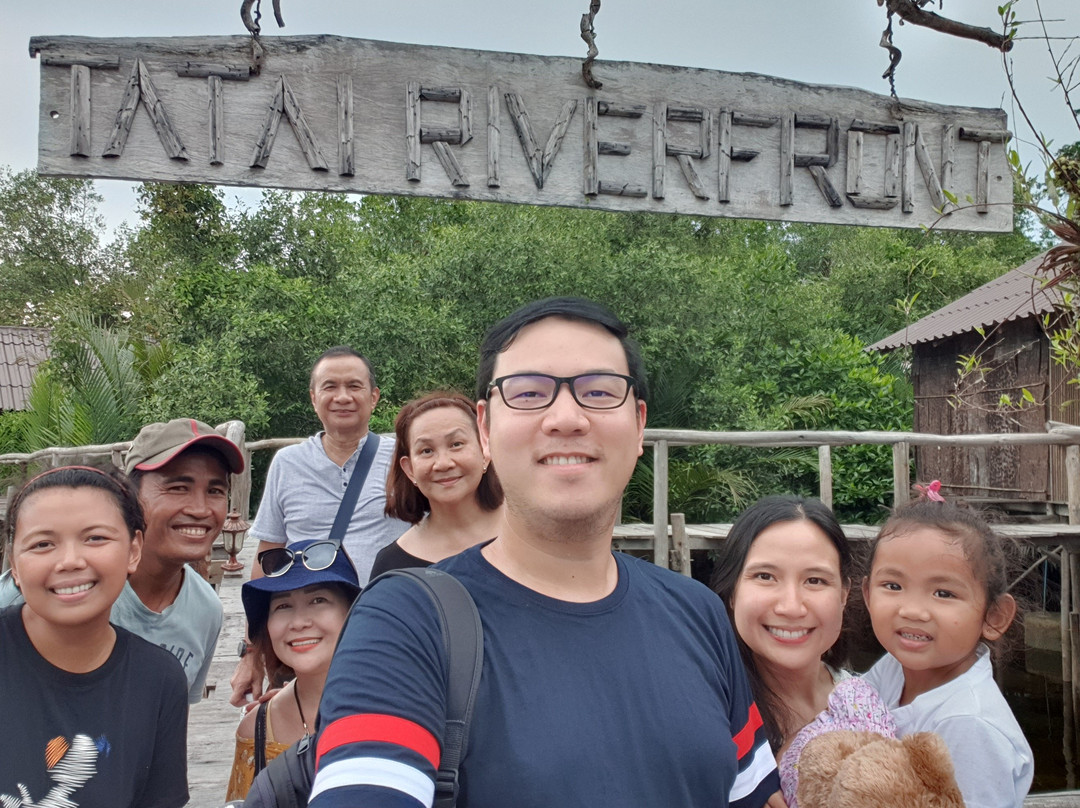 达岱河畔度假村主图