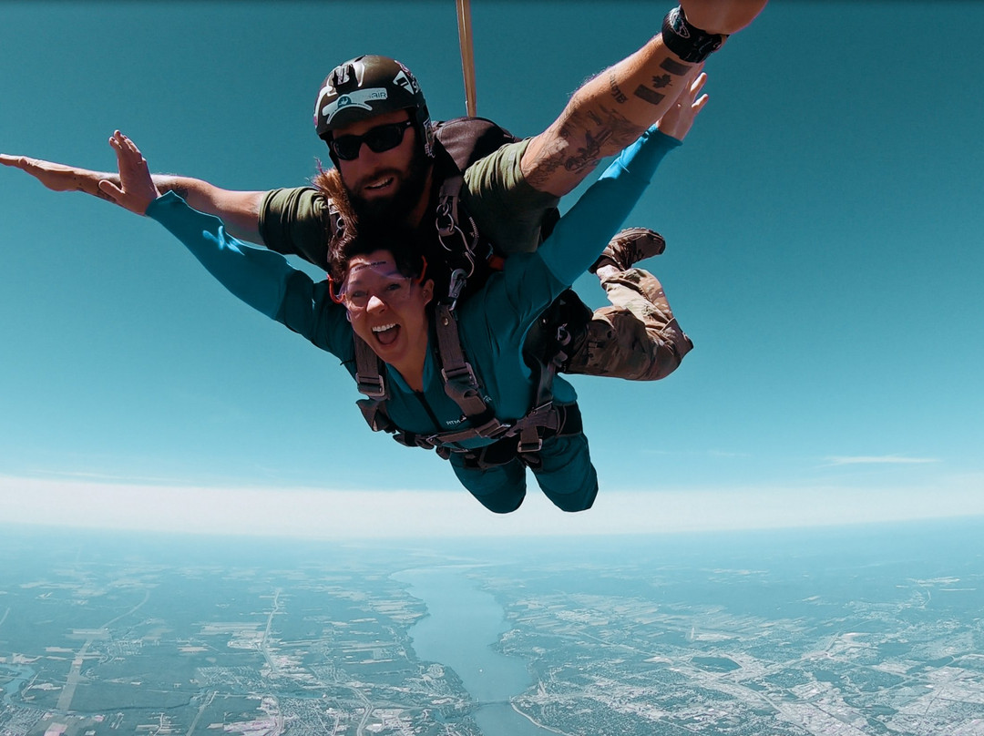 Parachutisme Atmosphair-李维斯必去景点