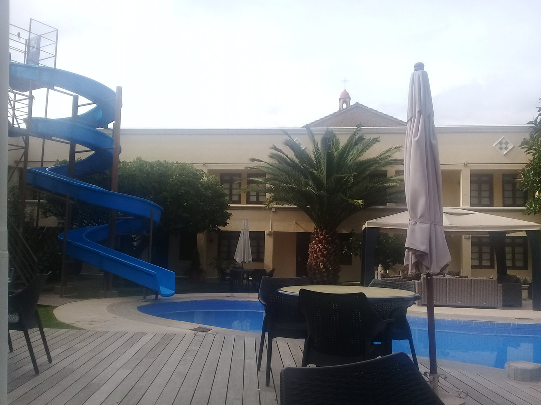 科恰班巴大酒店主图