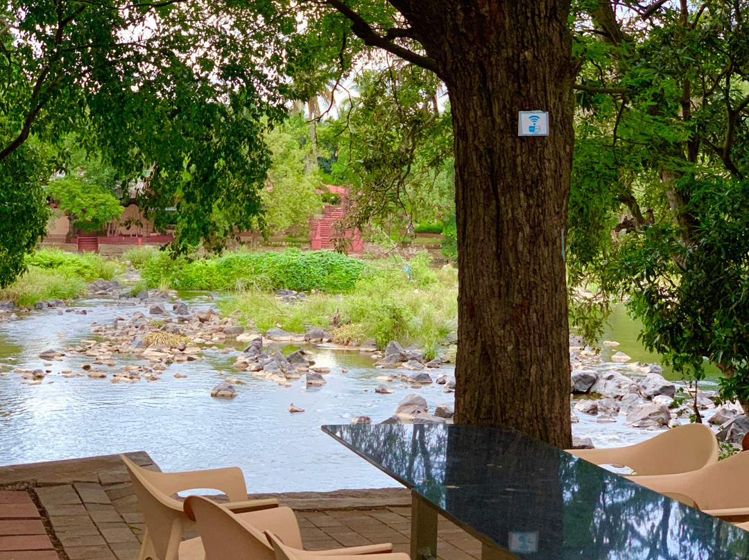 Hotel Mayura Riverview Srirangapatna主图