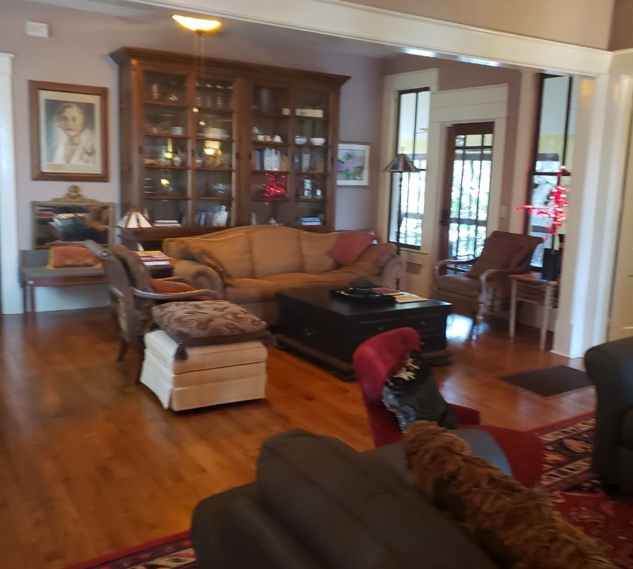 Oakland Manor House主图