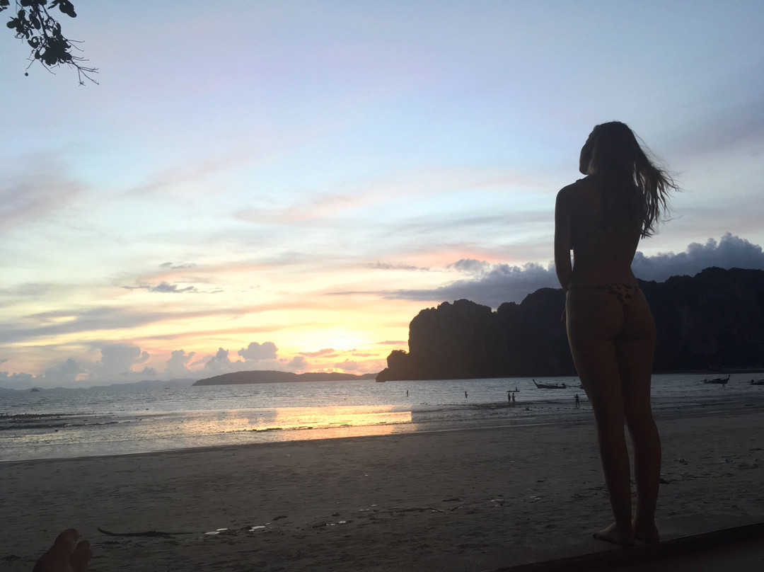 莱雷湾度假村主图