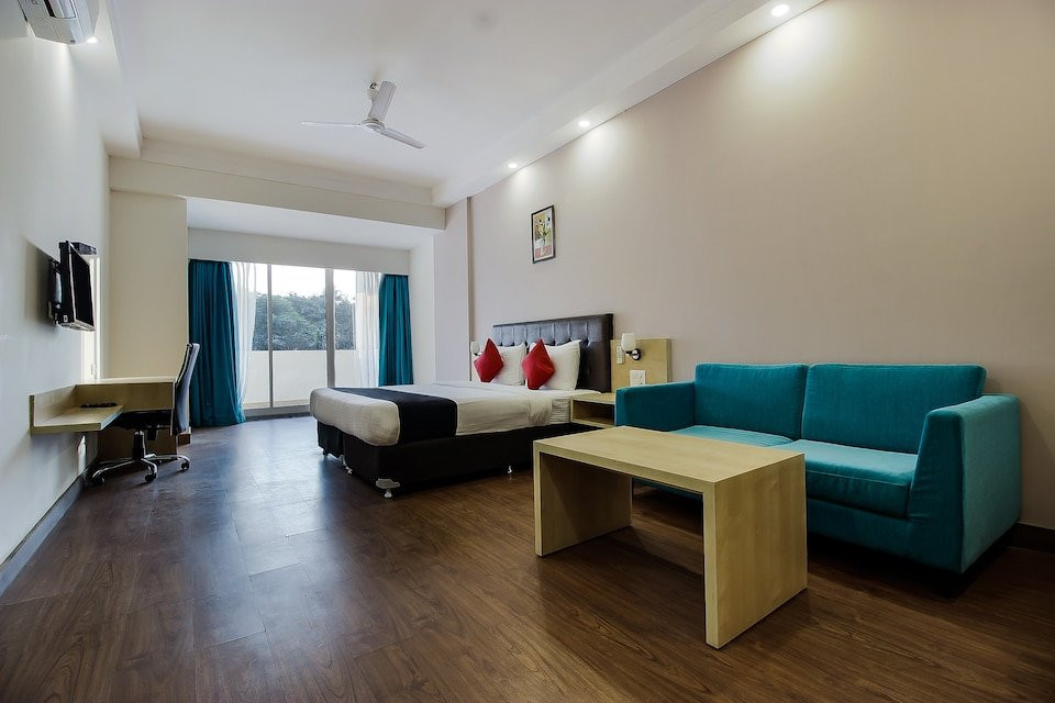 Capital O 13727 Hotel Aarogyam Suites主图