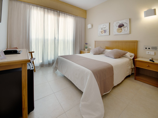 信天翁酒店主图