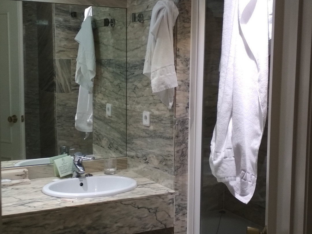 塞戈维亚之门酒店主图