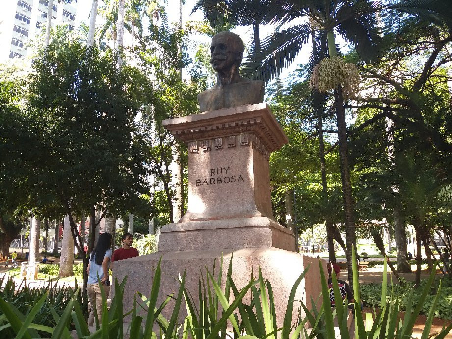 Praça Carlos Gomes景点图片