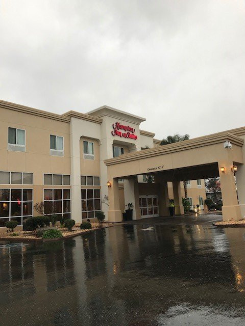 雷德布拉夫希尔顿恒庭旅馆&套房酒店主图