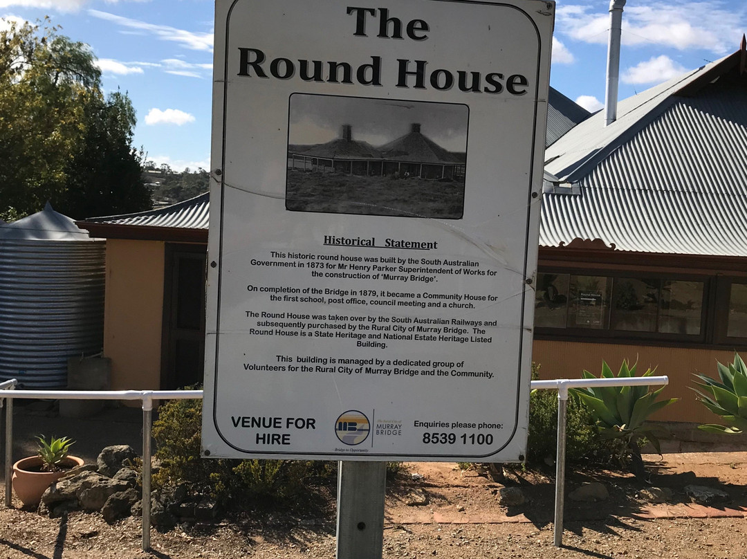 The Round House景点图片