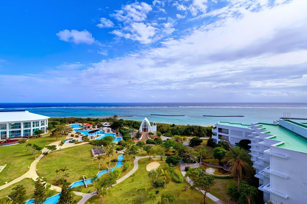 冲绳全日空石垣岛洲际度假酒店主图