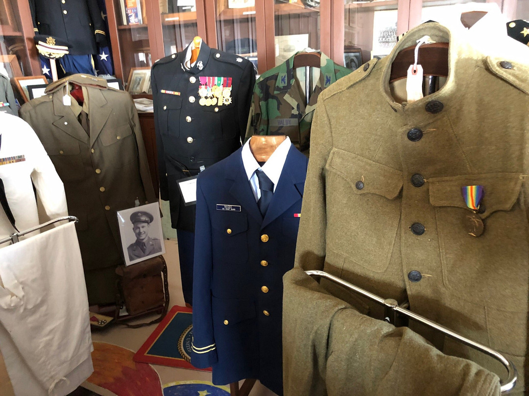 Shooting Star Museum-Devine必去景点