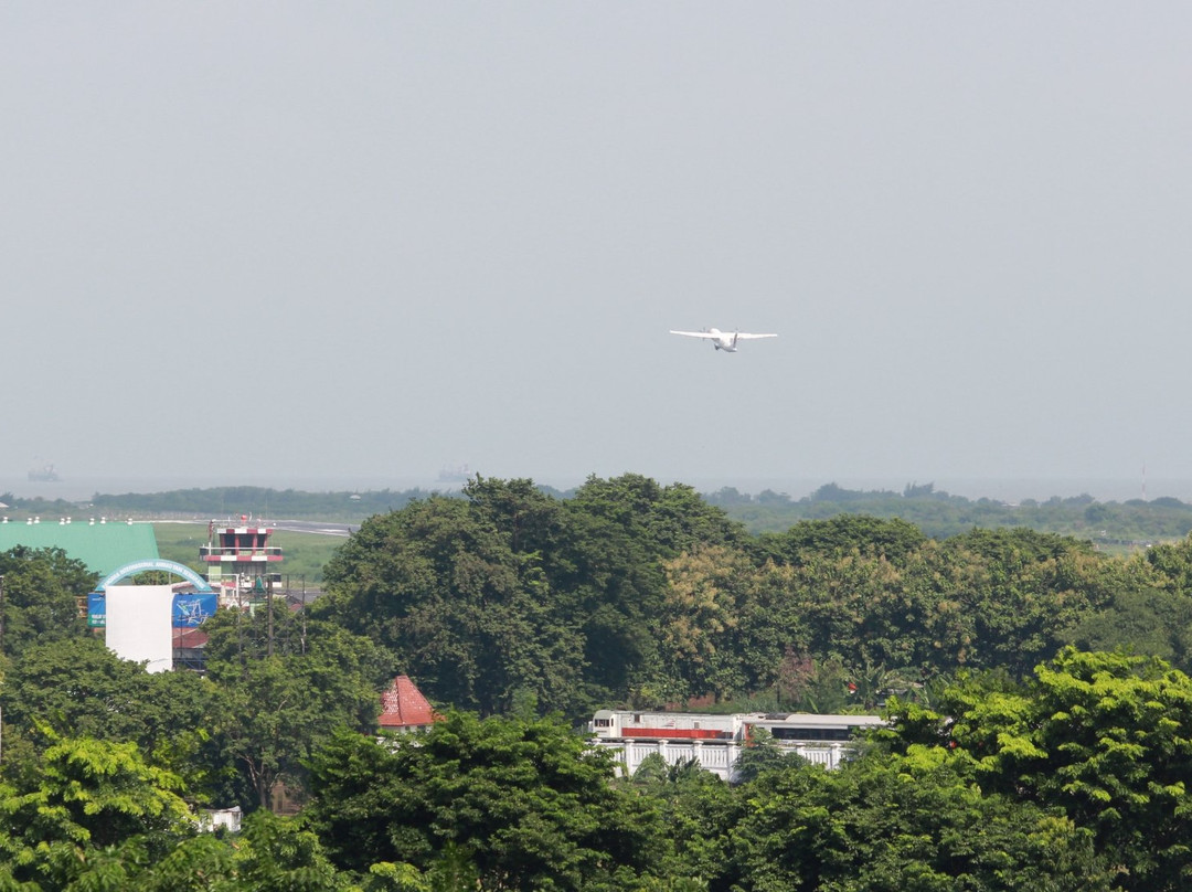 The Azana Hotel Airport主图