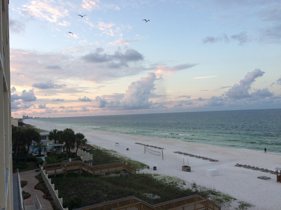 开曼汽车旅馆主图