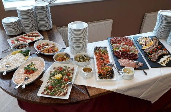 Hoersching餐馆和美食-Sky Gourmet