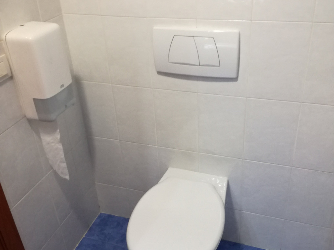 马德里钟楼阿尔卡拉德埃纳雷斯酒店主图