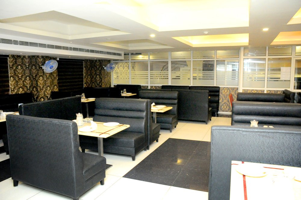 Hotel Rathna Park主图