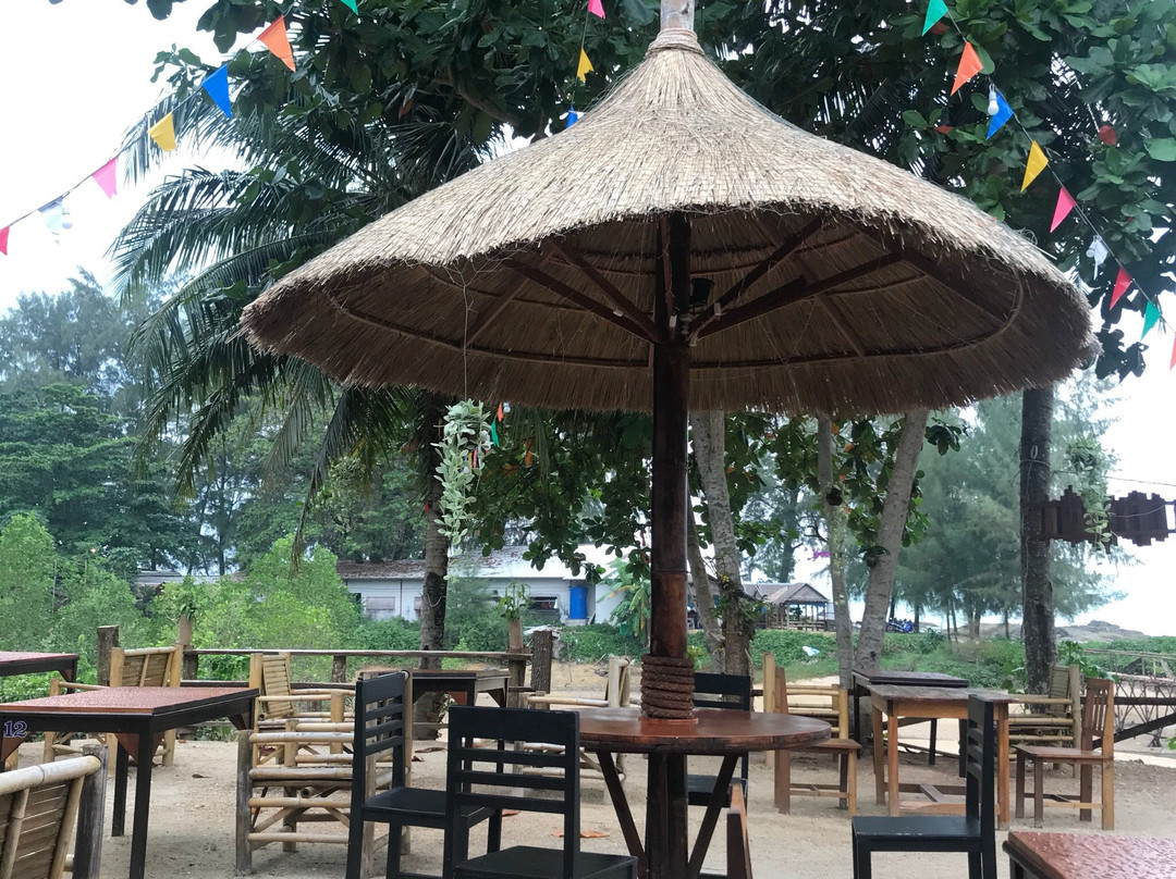 Wood Bridge Bar & Restaurant