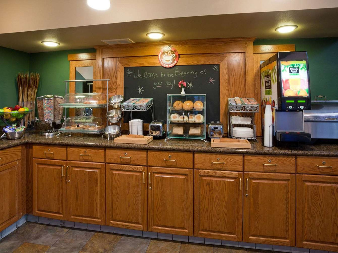 AmericInn by Wyndham Thief River Falls主图