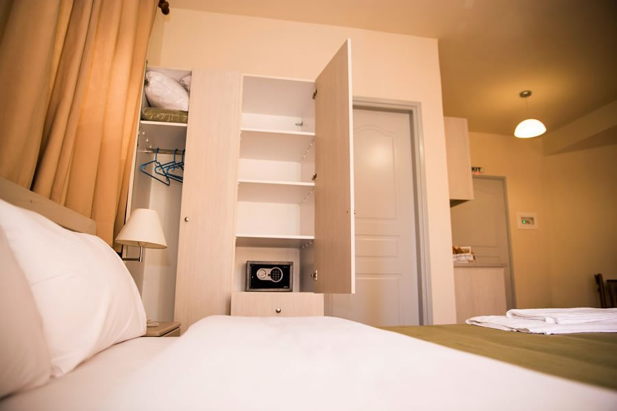 Ellanion Studios主图