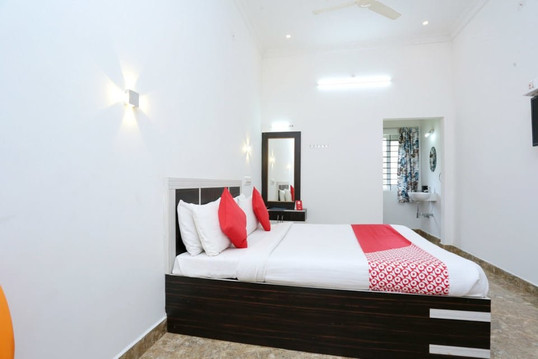 Blue Bell Holiday Inn主图