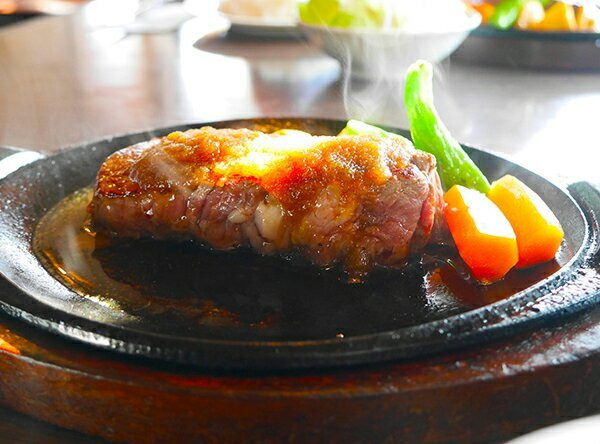 ステーキかとう