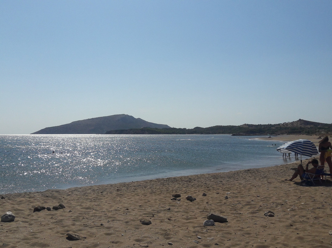 Legrena Beach-Legrena必去景点