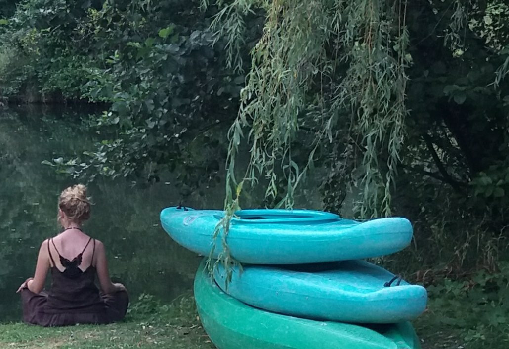 Canoes Riberac景点图片