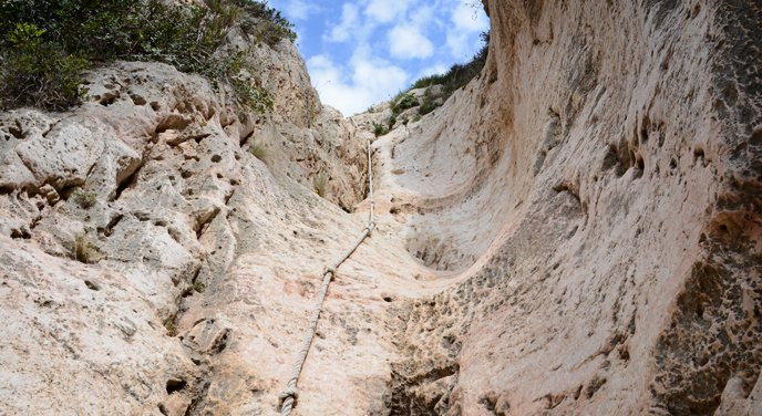 Cala Los Tiestos景点图片