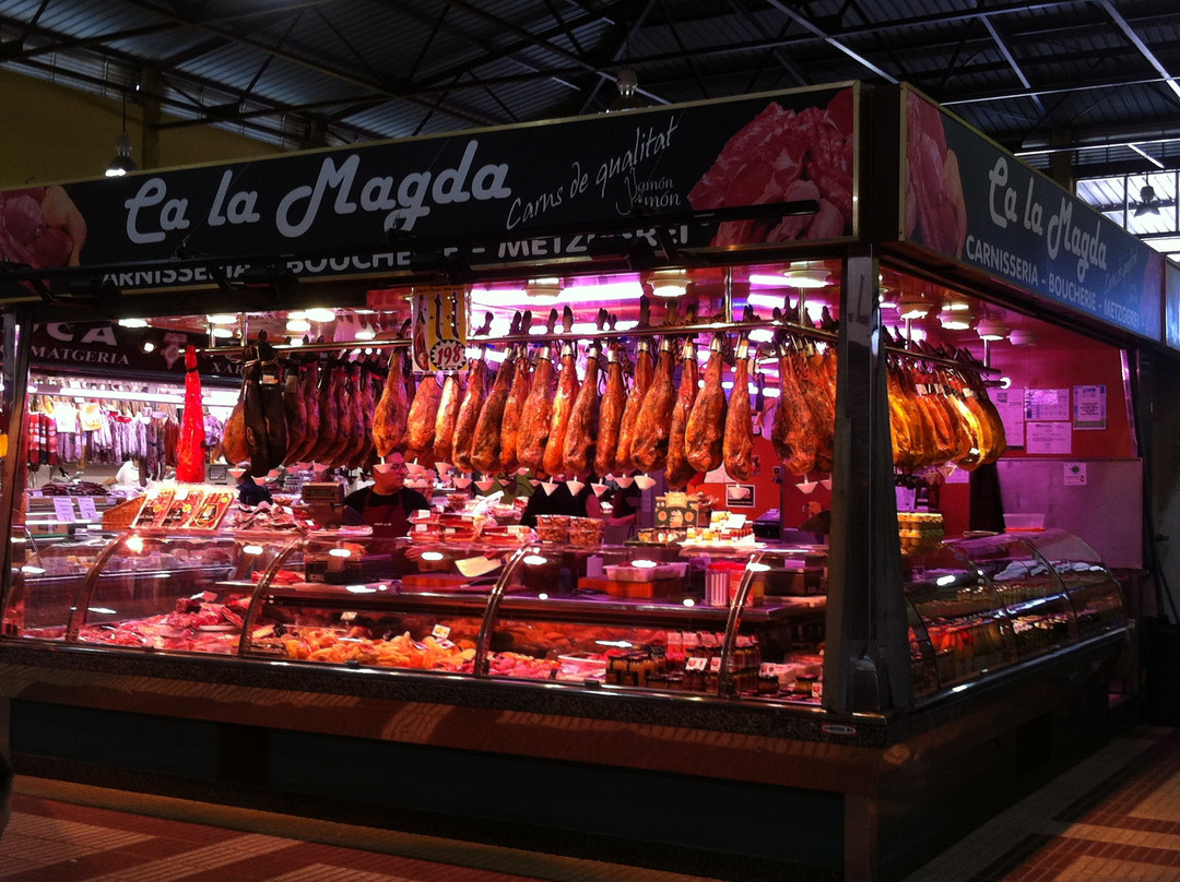 Mercat Cobert Municipal-罗塞斯必去景点