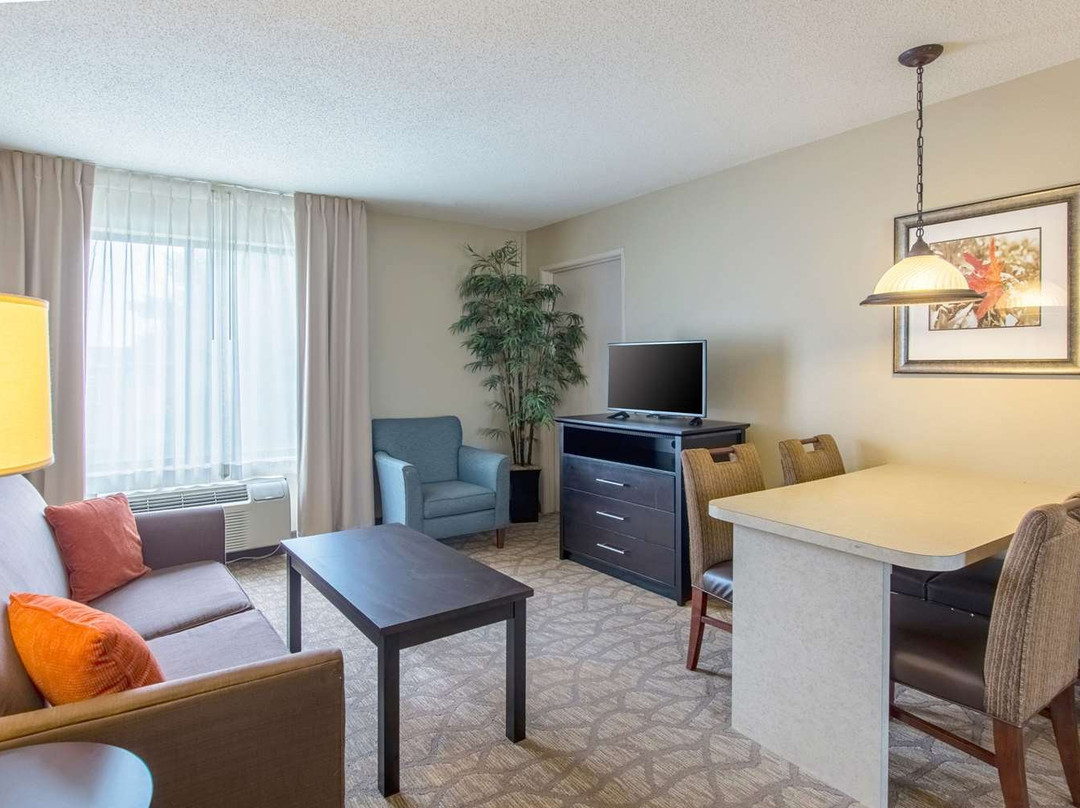 Comfort Inn East主图