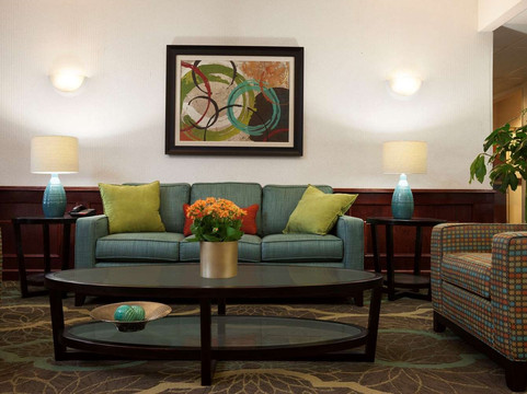 奥罗拉-内珀维尔地区速8酒店主图