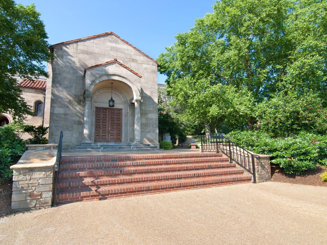 Fort Lincoln Funeral Home and Fort Lincoln Cemetery景点图片