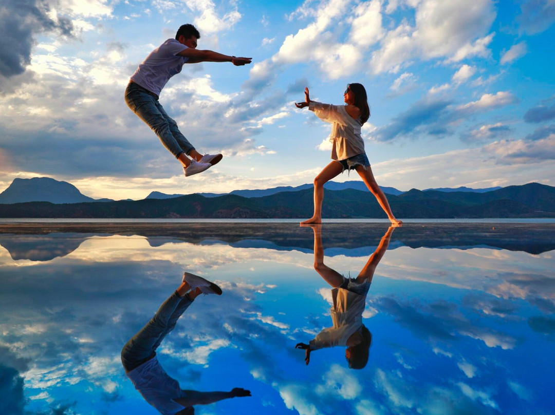 普若瓦蓝酒店主图