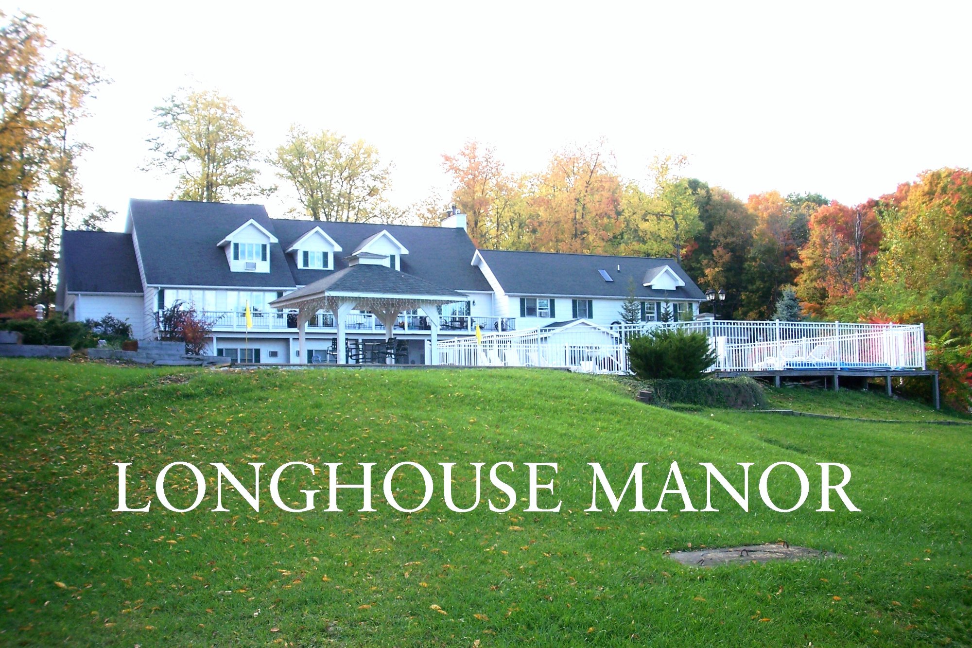 Longhouse Manor Bed & Breakfast-官方
