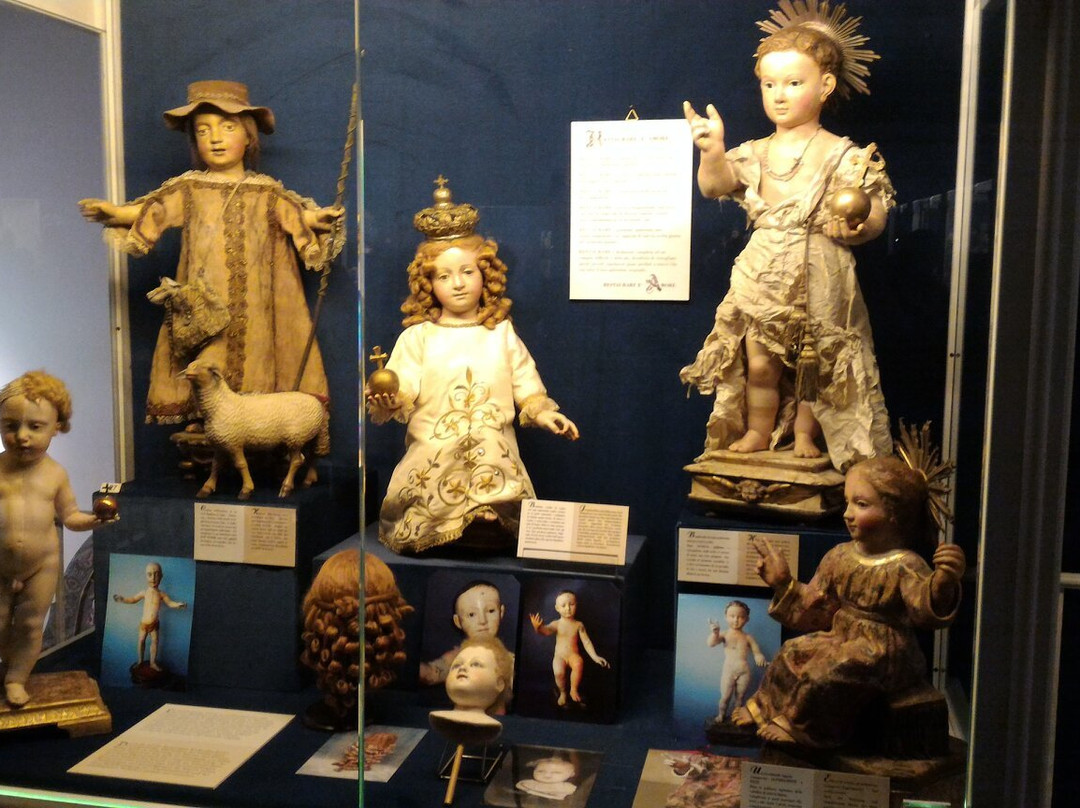 Museo Il Divino Infante-加尔多内里维耶拉必去景点