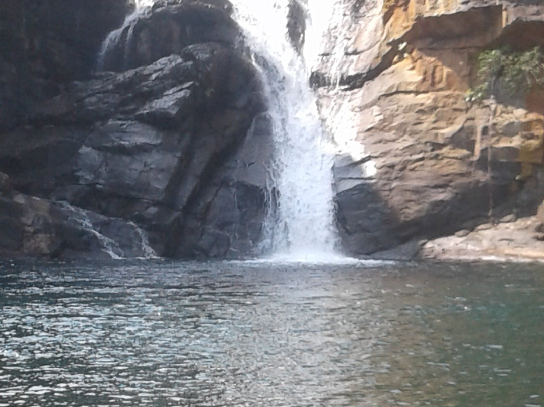 Devkund Waterfall景点图片