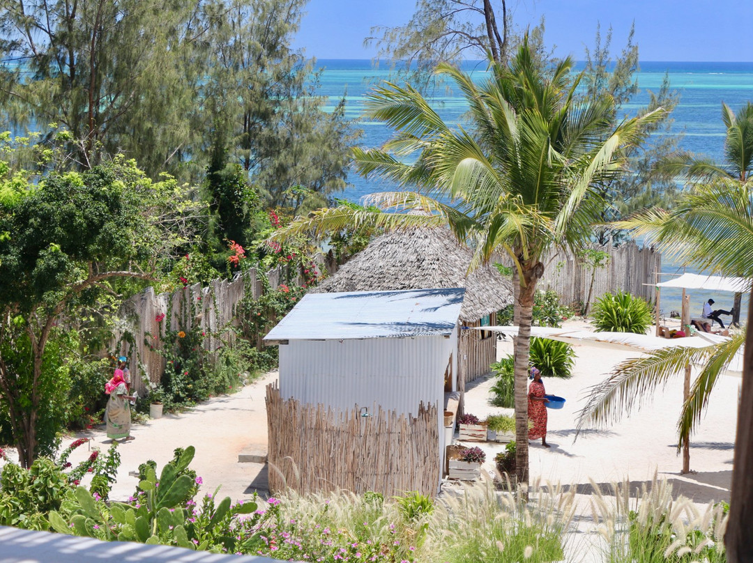 Zanbluu Beach Hotel主图