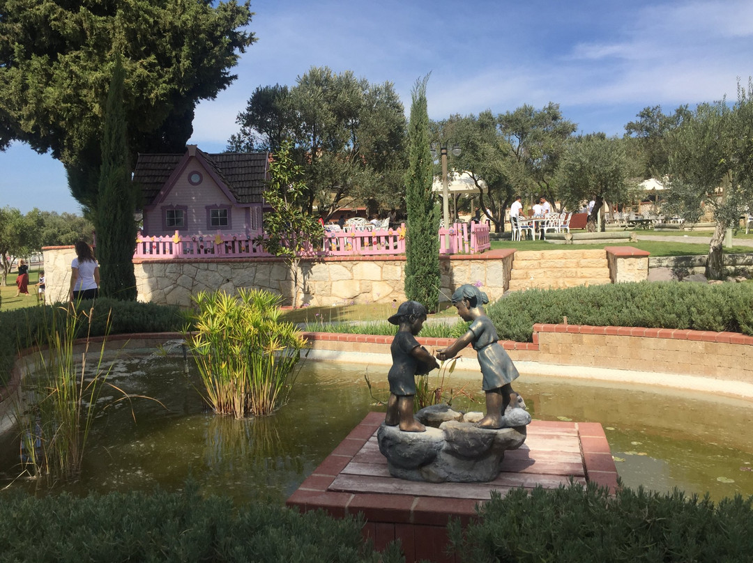 Guzelbahce旅游攻略图片