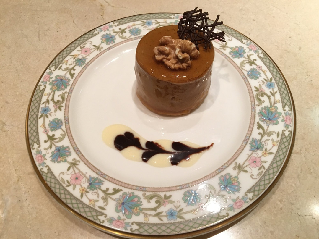 カフェラウンジ ルバート