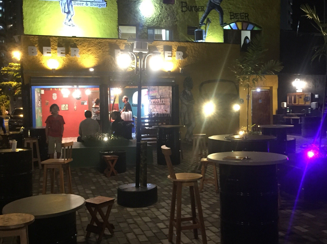 Mr. Hoppy Beer & Burger