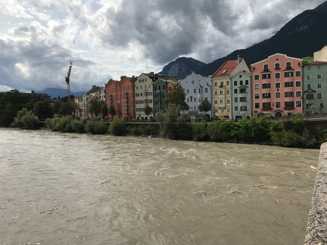 DEZ Einkaufszentrum-茵斯布鲁克必去景点