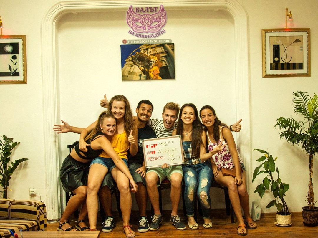 Escape House-瓦尔纳必去景点