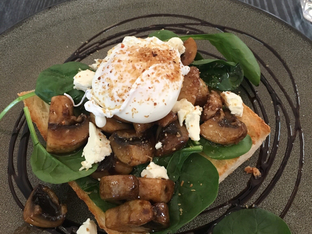 Manado Indonesian & International Cuisine