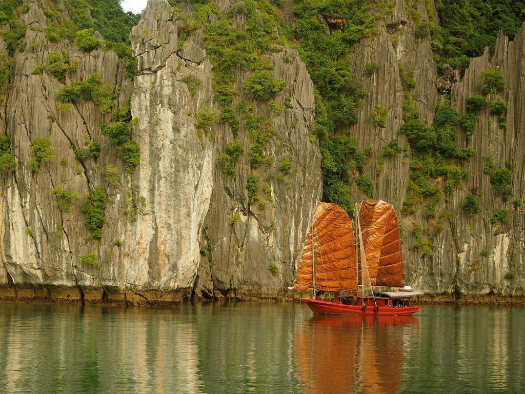Dinh Bang酒店住宿-月亮河酒店